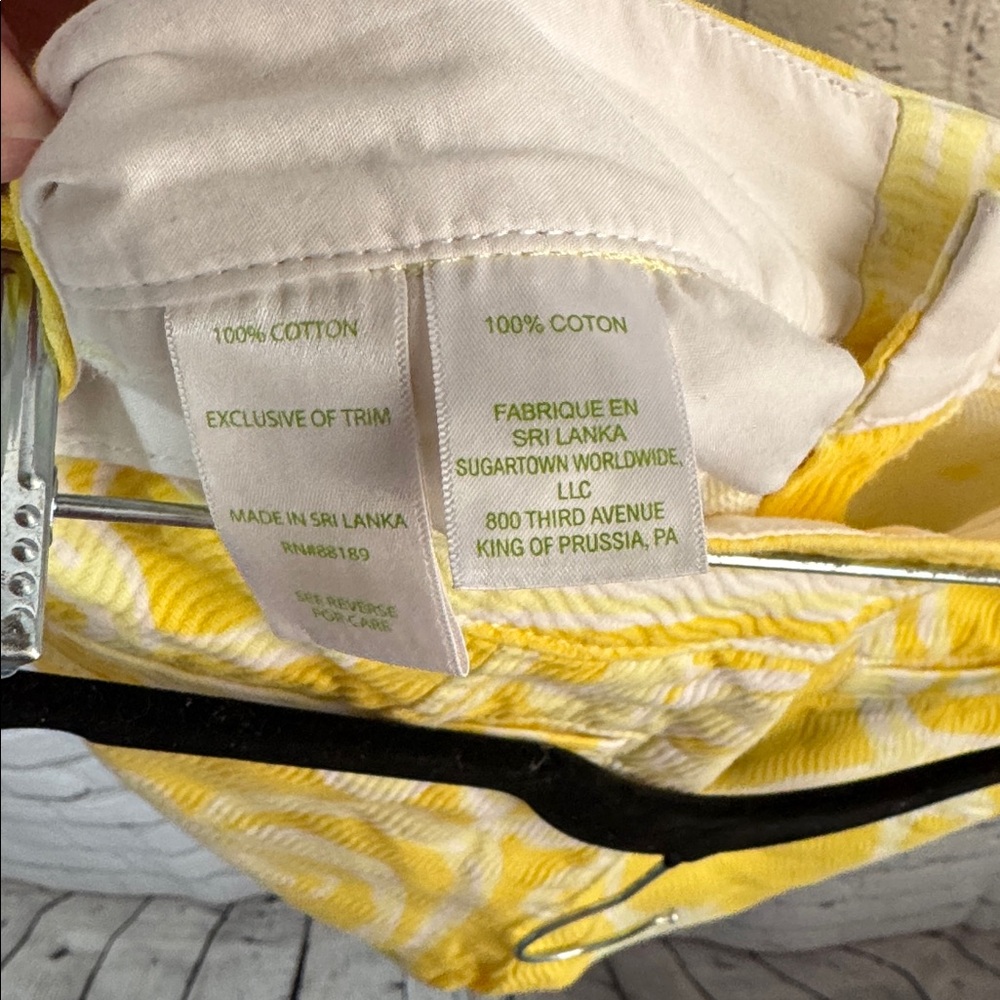 Lilly Pulitzer Yellow and White Scalloped Shorts - Picture 9 of 9